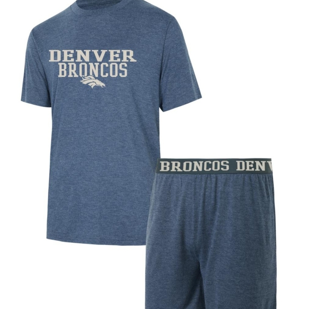 Men Officially Licensed NFL Concepts Sport Lightyear Tee & Short Set